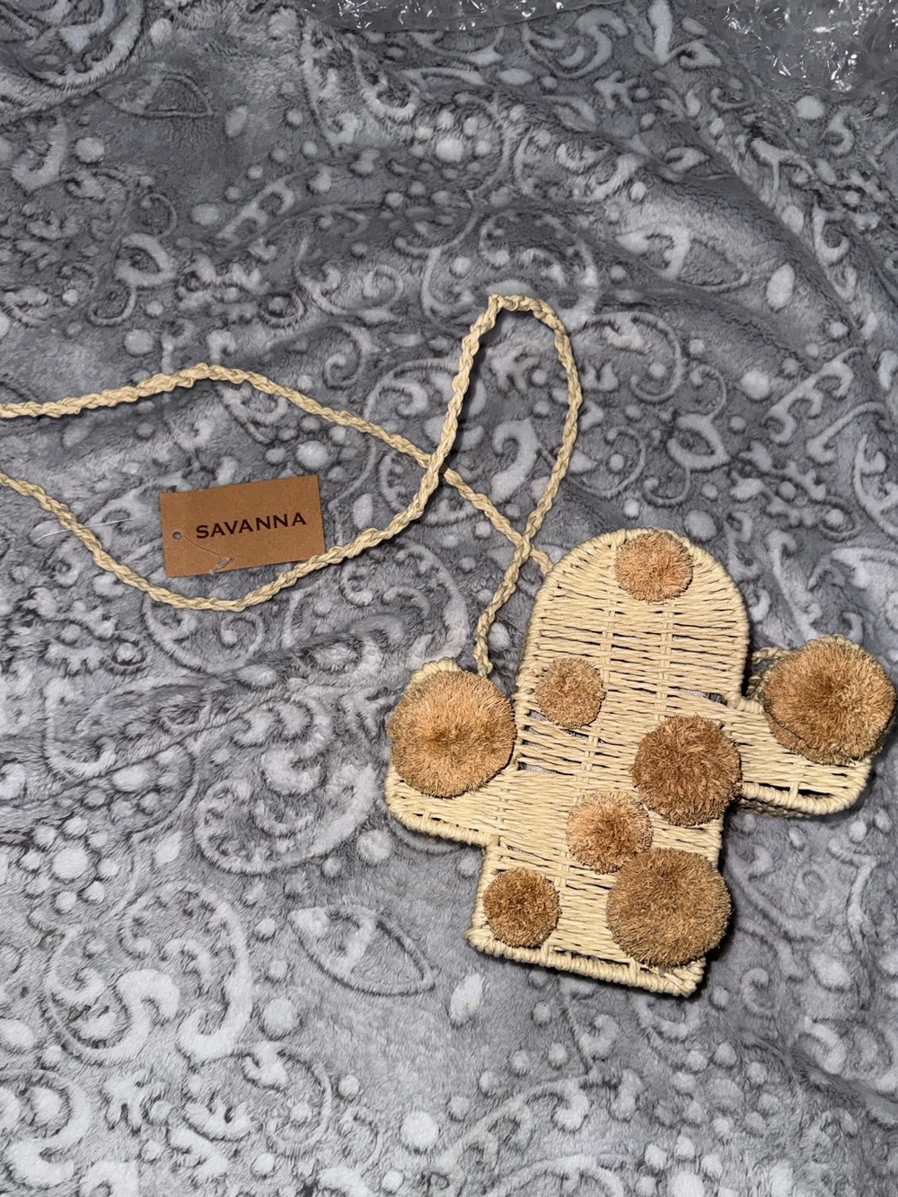 🌵 Savanna Woven Cactus Pom-Pom Crossbody Bag – NWT